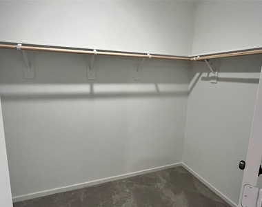 2619 Rain Quail Court - Photo Thumbnail 24