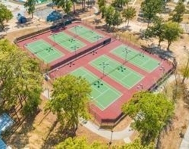 2619 Rain Quail Court - Photo Thumbnail 15