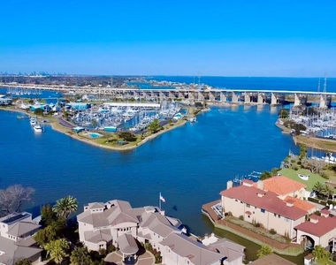 529 E Shore Drive - Photo Thumbnail 21