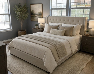 529 E Shore Drive - Photo Thumbnail 5