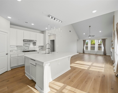 29821 Ellwood Lane - Photo Thumbnail 10