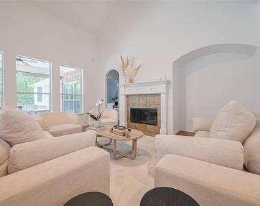 157 E Frontera Circle - Photo Thumbnail 8
