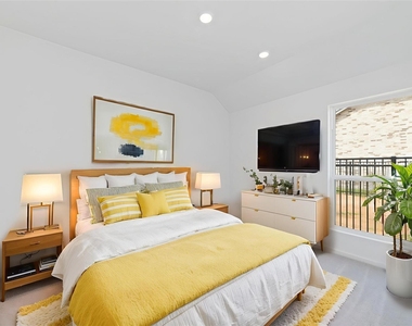 27619 Seascape Village Drive - Photo Thumbnail 5