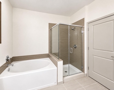 2111 Westheimer Rd Road - Photo Thumbnail 5