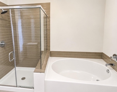 2111 Westheimer Rd Road - Photo Thumbnail 7