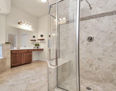 1122 Boxwood Place - Photo Thumbnail 38