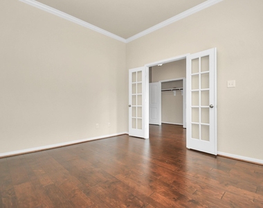 1122 Boxwood Place - Photo Thumbnail 8