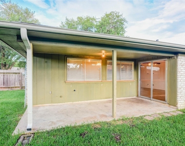 9510 Huntington Way Drive - Photo Thumbnail 31
