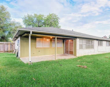9510 Huntington Way Drive - Photo Thumbnail 33