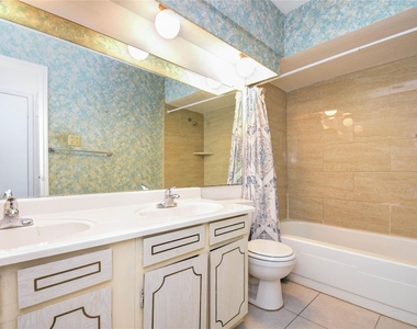 9510 Huntington Way Drive - Photo Thumbnail 24