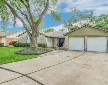 9510 Huntington Way Drive - Photo Thumbnail 1