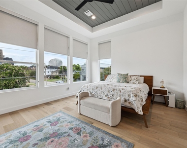 2012 Welch Street - Photo Thumbnail 6