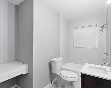 2101 Flynn Drive - Photo Thumbnail 11