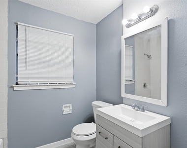2101 Flynn Drive - Photo Thumbnail 8