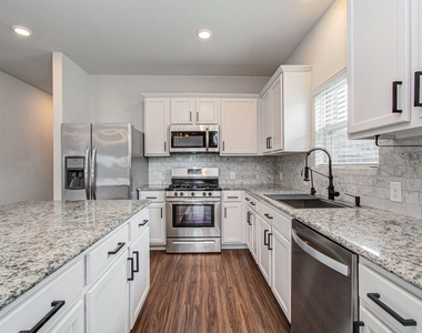 23007 Indigo Prairie Lane - Photo Thumbnail 4