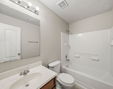 618 Enchanted Springs Drive - Photo Thumbnail 16