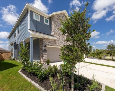 12523 Alligator Lake Court - Photo Thumbnail 26