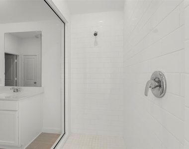 12523 Alligator Lake Court - Photo Thumbnail 24