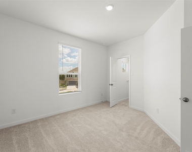 12523 Alligator Lake Court - Photo Thumbnail 15