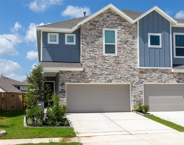 12523 Alligator Lake Court - Photo Thumbnail 25