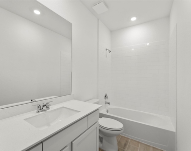 12523 Alligator Lake Court - Photo Thumbnail 17
