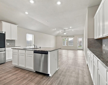 519 High Holly Circle - Photo Thumbnail 5