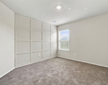 519 High Holly Circle - Photo Thumbnail 14