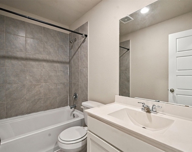 519 High Holly Circle - Photo Thumbnail 13