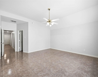 7606 Brighton Knolls Lane - Photo Thumbnail 24