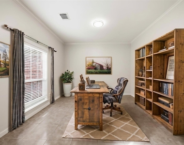 7606 Brighton Knolls Lane - Photo Thumbnail 8
