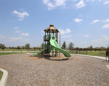 6830 Dell Vista - Photo Thumbnail 35