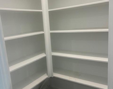 1513 Dawn Harbor Drive - Photo Thumbnail 17