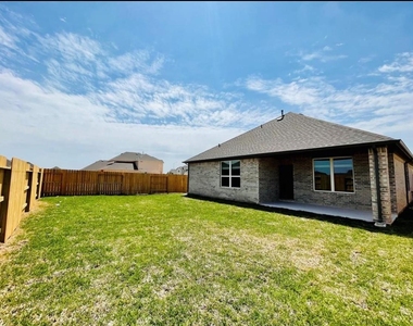1513 Dawn Harbor Drive - Photo Thumbnail 1
