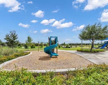 10004 Steeple Farms Drive - Photo Thumbnail 30
