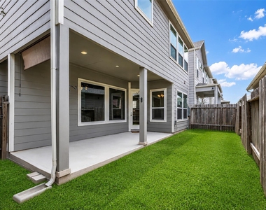 10004 Steeple Farms Drive - Photo Thumbnail 27