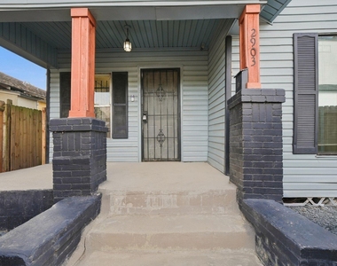 2903 Burkett Street - Photo Thumbnail 4