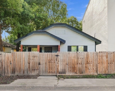2903 Burkett Street - Photo Thumbnail 1