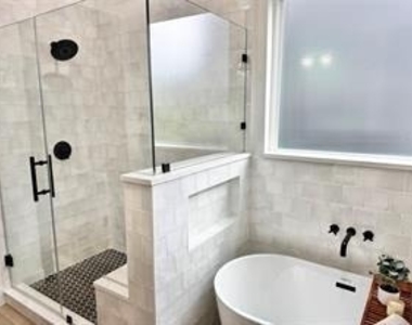 308 E 36th Street - Photo Thumbnail 11