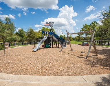 234 Amaranth Way - Photo Thumbnail 36