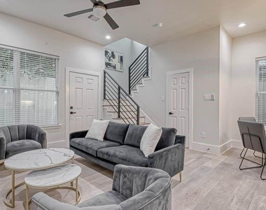 5606 Canal Street - Photo Thumbnail 14