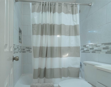 3455 Rosalie Street - Photo Thumbnail 6
