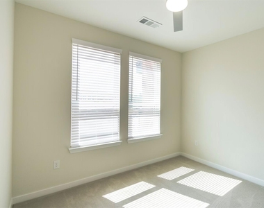 800 N Fm 3083 Rd W - Photo Thumbnail 6