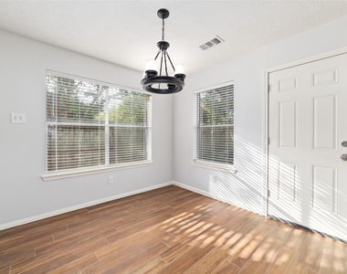 18307 Cobblestone Drive - Photo Thumbnail 19