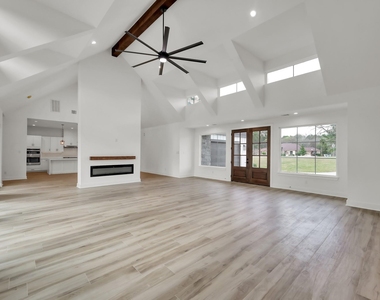 14742 Turquoise Trail - Photo Thumbnail 9