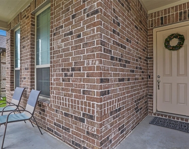 15431 Kirkdell Bend Drive - Photo Thumbnail 1