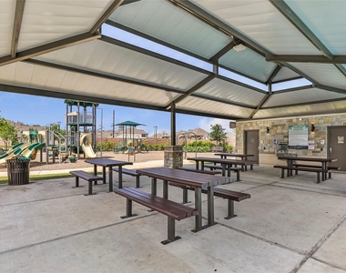 15431 Kirkdell Bend Drive - Photo Thumbnail 45