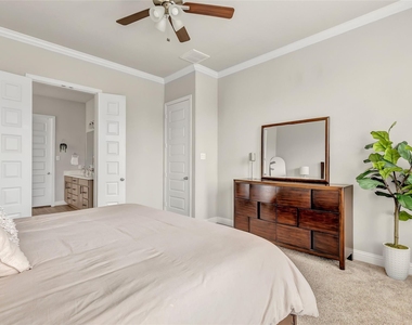 15431 Kirkdell Bend Drive - Photo Thumbnail 14