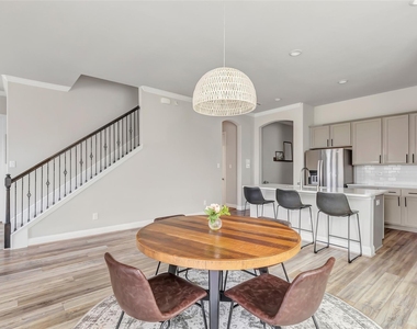 15431 Kirkdell Bend Drive - Photo Thumbnail 6