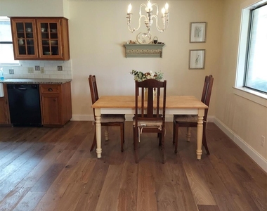 158 Augusta Drive - Photo Thumbnail 3