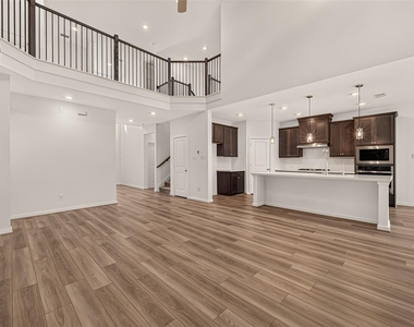 21806 Wycombe Terrace Way - Photo Thumbnail 10